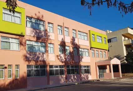Σταδιακή ανακατασκευή των παλαιότερων παιδικών σταθμών με στόχο την προσαρμογή των κτιριακών εγκαταστάσεων στα όσα ορίζει η νέα σύγχρονη νομοθεσία για τη λειτουργία τους.