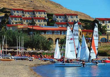 lemnos VIllAGE HoTEl ΠΑΞΟΙ 90 Φιλτάτη Φιλόξενος ΛΗΜΝΟΣ µε διαµονή στο LEMNOS VILLAGE HOTEL 5* Όλοι οι επιβάτες µας για Λήµνο µε Sky Express, δικαιούνται δωρεάν είσοδο στο Business lounge Μελίνα