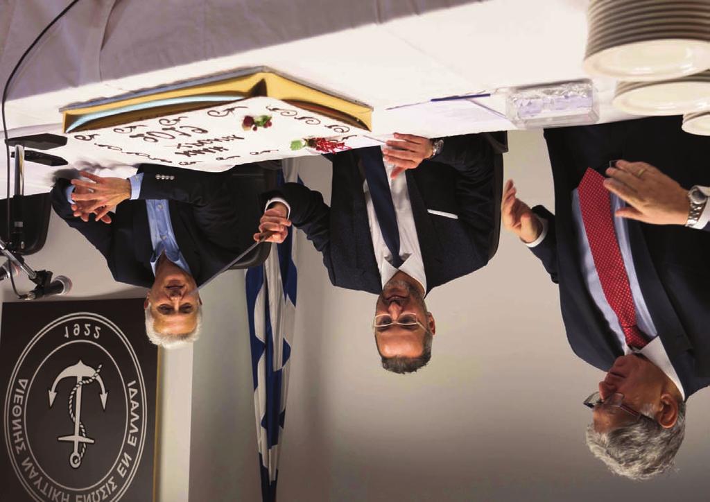 ΚΟΠΗ ΠΙΤΤΑΣ 2019 Την 25-01-2019 με την συμμετοχή του Διοικητικού Συμβουλίου και των Μελών της Ενώσεώς μας, πραγματοποιήθηκε στην αίθουσα εκδηλώσεων της Δ.Ν.Ε. η κοπή της Πρωτοχρονιάτικης πίττας, όπου δόθηκε ευκαιρία στα Μέλη να ανταλλάξουν ευχές από κοντά.