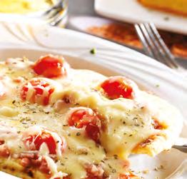 ΜΟΝΖΑ Πίτα από καλαμπόκι με λιωμένο τυρί μοτσαρέλα, μπέικον, ντοματίνια και ρίγανη. Απολαυστική γεύση από την Ιταλία!