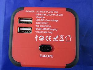 UK. Παγκόσµια πρίζα - 2 USB θύρες.