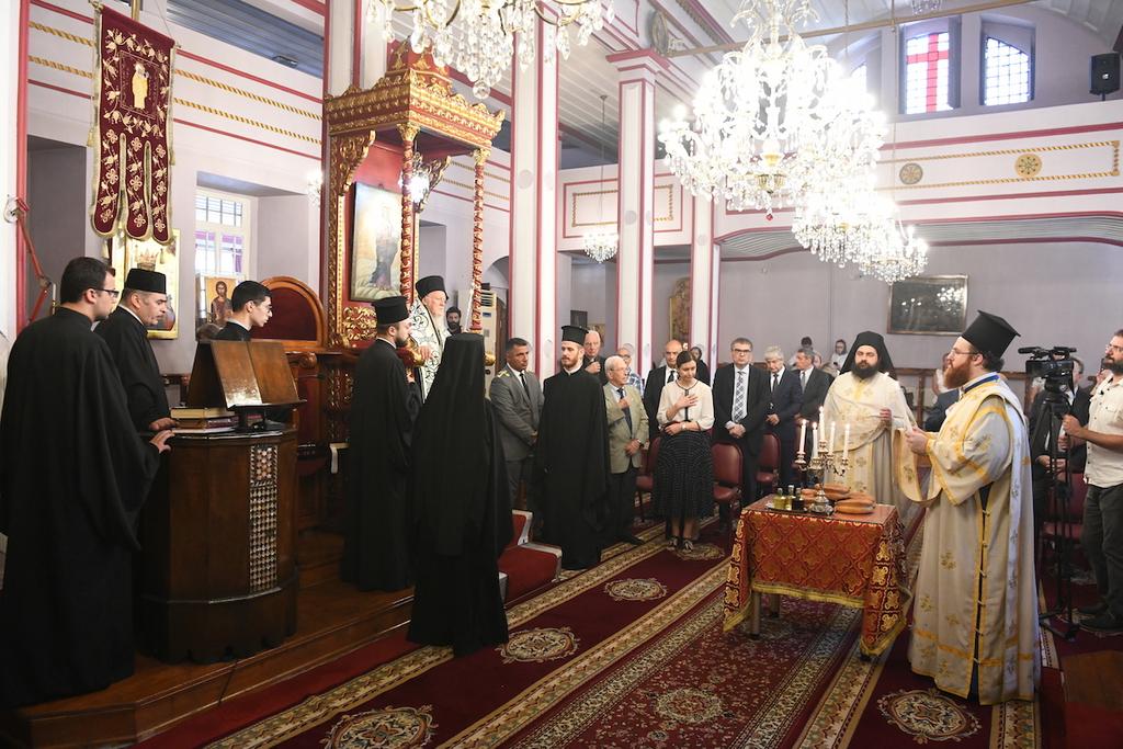 27/07/2019 Kάθε τόπος έχει έναν Επίσκοπο ανεξαρτήτως εθνικής καταγωγής Πατριαρχεία / Οικουμενικό Πατριαρχείο Στη σημασία της τήρησης των δογμάτων της Εκκλησίας αλλά συνάμα και της γνήσιας και