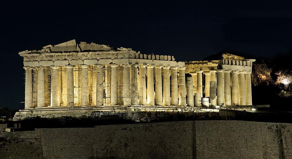 κτίσθηκε από ανθρώπους για ανθρώπους, μοιάζει σαν ένας φυσικός οργανισμός που