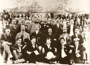 Η απόφαση για ανέγερση του Σταδίου ΓΣΠ στους βοσκότοπους της Λευκωσίας Οι Παγκύπριοι Αγώνες του 1902 ήταν η πρώτη μεγάλη αθλητική διοργάνωση που έλαβε χώρα στο στάδιο ΓΣΠ, το οποίο παρέμεινε σε χρήση