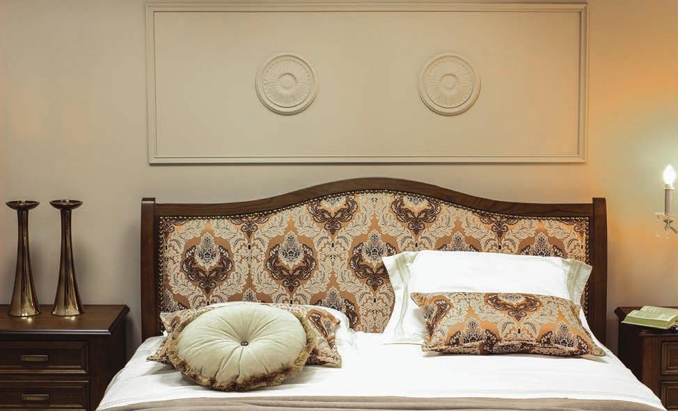 Κρεβατοκάμαρα Νιόβη Ένα σετ στολίδι για το υπνοδωμάτιό σας κατασκευασμένο από φυσικό ξύλο δρυός.