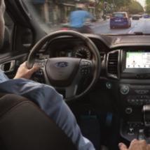 Remarkable Technologies Έξυπνες τεχνολογίες της Ford Αυτορρυθμιζόμενo cruise control Εσείς επιλέγετε την ταχύτητα που θέλετε και το σύστημα Adaptive Cruise Control (ACC) διατηρεί την ταχύτητα