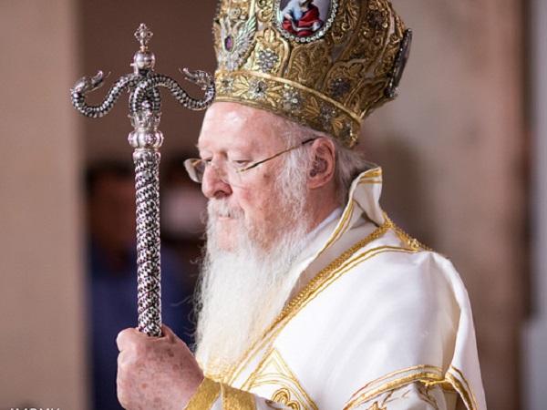 καθήμενος ἄνθρωπος, καθίσταται «υἱός φωτός υἱός ἡμέρας»[1], ἀνοίγει δι αὐτόν ἡ εὐλογημένη ὁδός κατά χάριν θεώσεως.