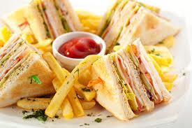 Club sandwich Classic (ζαμπόν, τυρί, ντομάτα, μαρούλι, σως) (ham, cheese, tomato, lettuce, sauce) Hungry (μπέικον, τυρί, ζαμπόν, ντομάτα, μαρούλι, σως) (bacon, cheese, ham, tomato,