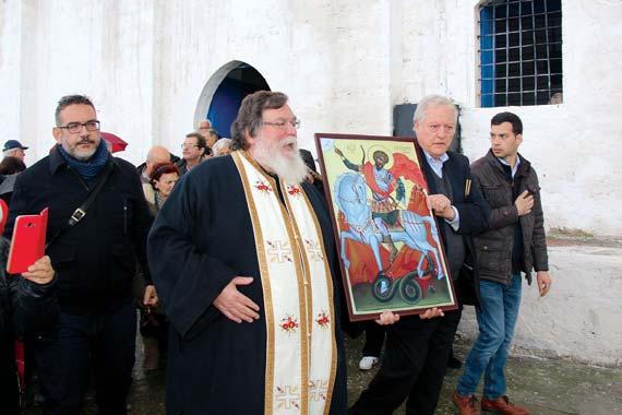4 ΜΕΤΑ ΑΠΟ 44 ΧΡΟΝΙΑ ΘΡΗΣΚΕΥΤΙΚΗ ΠΑΡΑΚΛΗΣΗ ΣΤΟΝ ΙΕΡΟ ΝΑΟ ΤΟΥ ΑΓΙΟΥ ΘΕΟΔΩΡΟΥ ΛΑΠΗΘΟΥ Με μεγάλη συγκίνηση, θρησκευτική ευλάβεια και με βαθιά πίστη προς το Θεό και τον Αγιο Θεόδωρο τον Στρατηλάτη,