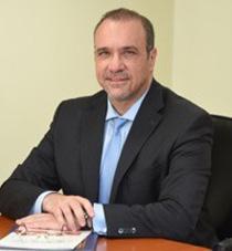 ΗΛΊΑΣ ΞΗΡΟΥΧΆΚΗΣ Αναπληρωτής Διευθύνων Σύμβουλος Ο κ. Ηλίας Ξηρουχάκης έχει 25 χρόνια εμπειρίας σε ανώτερες διευθυντικές θέσεις χρηματοπιστωτικών εταιρειών στην Ελλάδα και το εξωτερικό.