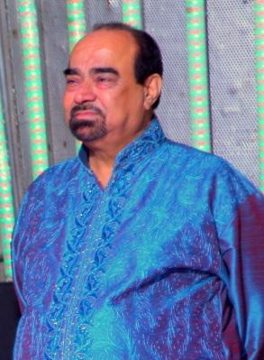 Ravi Abrol It has been 8 years since pandit ji has been guiding me and my family, pandit ji has always motivated us in difficult times.