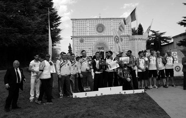 XVII CAMPIONATO ITALIANO A SQUADRE DI SOCIETÀ L Aquila, 22 aprile 2018 MASCHILE 1 Arcieri Iuvenilia 2 Arcieri del Medio Chienti 3 Arcieri Torrevecchia 3 Arcieri del Piave 5 Arcieri di Volpiano 6