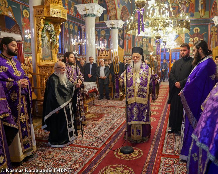 Τίς σαράντα ἡμέρες τοῦ κατα κλυ σμοῦ, πού ἔζησε ὁ Νῶε μέσα στήν κιβωτό, μᾶς ὑπενθυμίζουν οἱ σαράντα ἡμέρες Ἁγίας καί Με γάλης Τεσσαρακοσ.