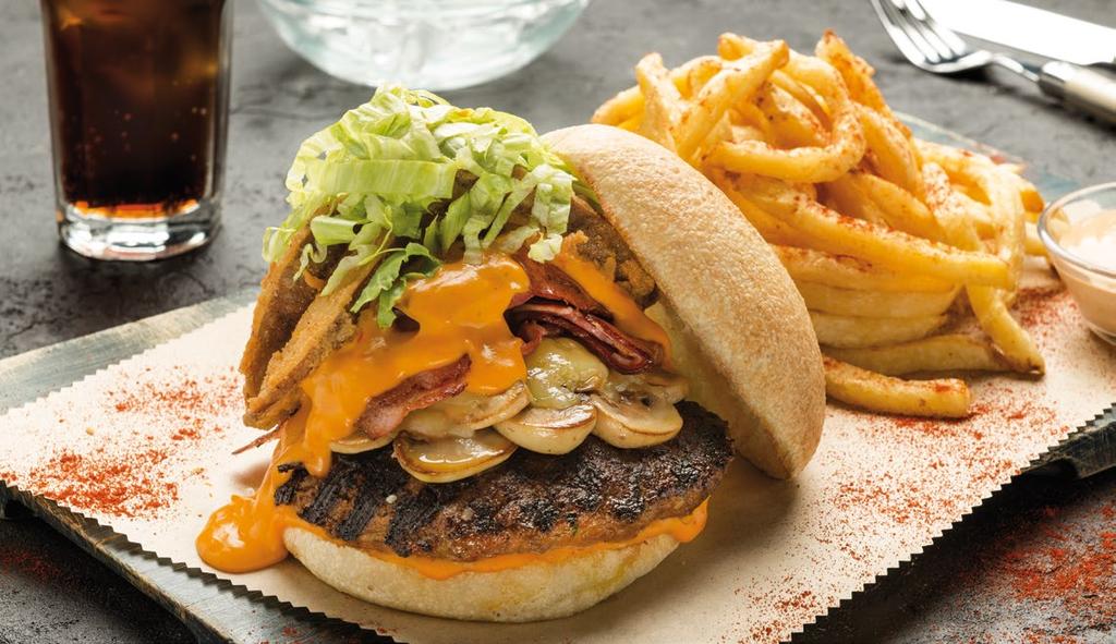 - Mac & Cheese Burger - Tomato sauce, black angus μοσχαρίσιο µπιφτέκι 200gr, καπνιστό μπέικον, smoke chipotle dressing, mini ζυμαρικά mac & cheese με κρέμα γάλακτος, παρμεζάνα, τυρί cheddar.