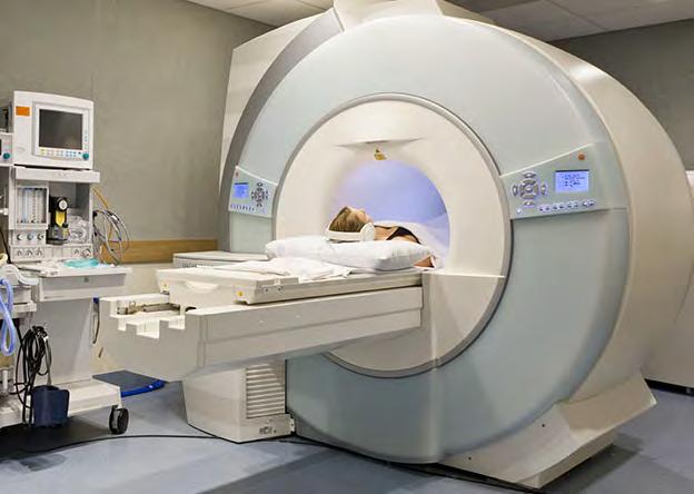 CT θώρακος+ακκ+(αρ) μηρού Αποστηματική κοιλότητα (6.3Χ2.
