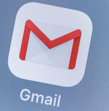 Πανεπιστημιακό email Gmail με μορφή username@uom.edu.gr Να θυμάσαι ότι το Πανεπιστημιακό σου email, που είναι λογαριασμός Gmail, το έχουμε δημιουργήσει και ΔΕΝ απαιτείται να το δημιουργήσεις εσύ!