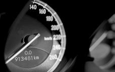 Sie können es besonders günstig bereits beim Neuwagenkauf oder erst zu einem späteren Zeitpunkt abschließen und bis ins 0. Lauf jahr Ihres Fahrzeugs immer wieder er neuern.
