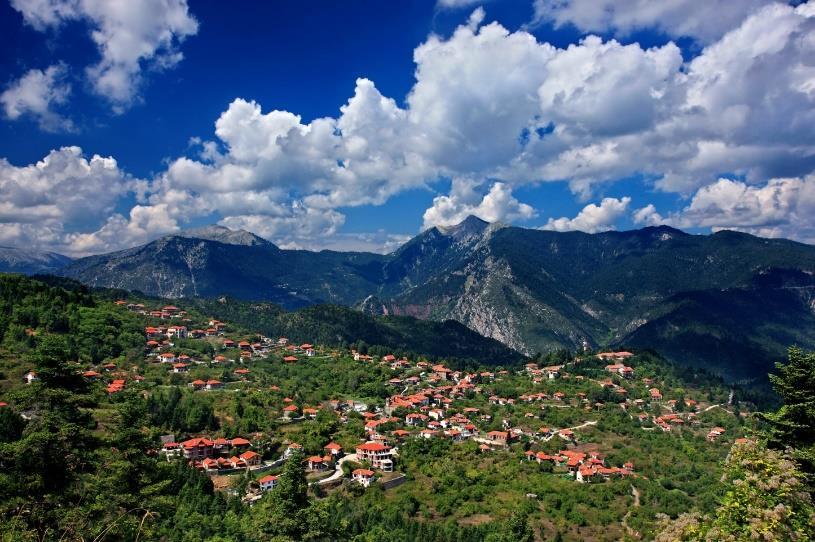 Σήμα κατατεθέν της Ναυπάκτου αποτελεί το λιμάνι της, που είναι η καρδιά της πόλης, και όχι άδικα.