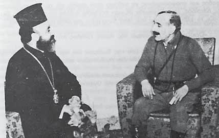 περίπου ώρα που ο Άτσεσον σύντασσε το έγγραφο οι Τούρκοι από το Λωρόβουνο στην Τηλλυρία εκδήλωναν σφοδρή επίθεση εναντίον των ελληνικών δυνάμεων.