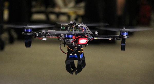 payload [2] Figure 2.5: A figure that depicts different Aerial Manipulators 2.2.1 Mission of UAV It is natural that determining the general Mission of an UAV is crucial when defining the flight requirements of such vehicle.