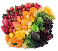 ΠΟΛΥΧΡΩΜΑ ΦΡΟΥΤΑ ΚΑΙ ΛΑΧΑΝΙΚΑ Πρέπει να τρώμε καθημερινά φρούτα και λαχανικά διαφορετικών χρωμάτων.