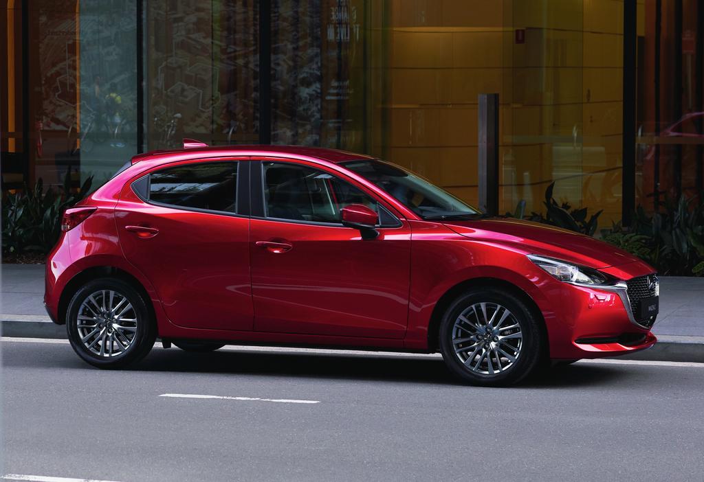 MAZDA Ḃ Απόδοση kw / HP Μετάδοση Τιμή καταλόγου G90 Challenge 66 / 90 6 MT XX.XXX G90 Takumi 66 / 90 6 MT XX.