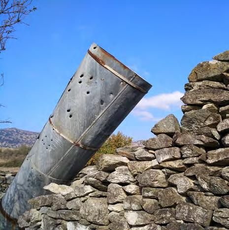 3. Το κανάλι και η καρούτα / Τhe tower and the chute 4.