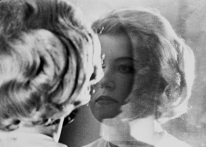 Εικόνα 4. Cindy Sherman, Cindy taking back "The Gaze", Untitled Film Still #56 2.