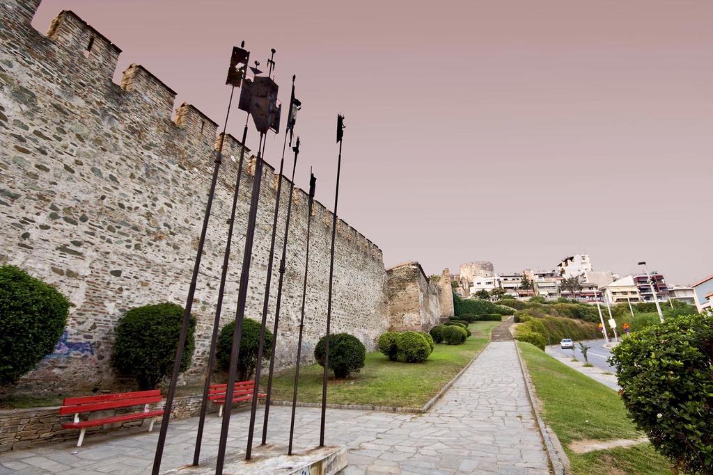 Τα ανατολικά εξωτερικά τείχη της Θεσσαλονίκης Πηγή εικόνας: