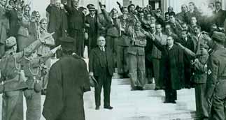 1936 Ο Ιωάννης Μεταξάς εκλέγεται Πρωθυπουργός της Ελλάδας. Λίγο αργότερα κηρύσσει Δικτατορία.
