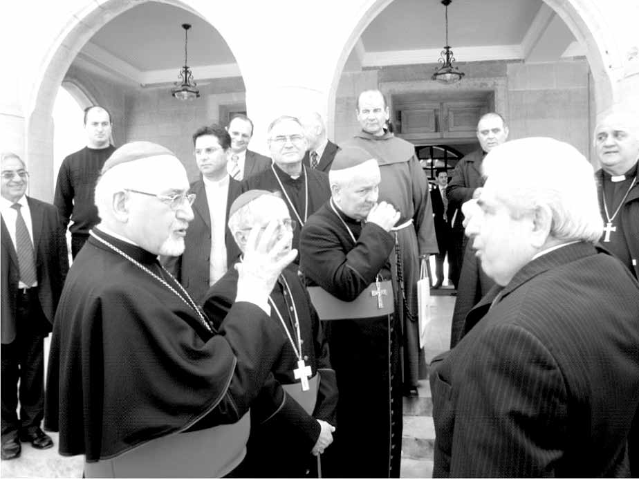 των Πατριαρχών Μαρωνιτών και Ιεροσολύμων, καθώς και του Προέδρου της CCEE. Την Σύνοδο άνοιξαν οι Rev.