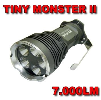 T6-4.500 Lumens. Ο μικρότερος και ισχυρότερος φακός παγκοσμίως! Mήκος μόνον 13,5cm και φωτεινότητα αντίστοιχη με τα φώτα ενός αυτοκινήτου!