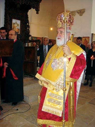 του. Ἂς εὐχηθοῦμε, ἀδελφοί μου, σύντομα νὰ συναχθοῦμε πανηγυρικὰ ὅλοι μας ἐδῶ καὶ νὰ ψάλουμε μὲ στεντόρεια φωνὴ ποὺ σὰν πύρινη φλόγα νὰ ἀνέβει πρὸς τὸ θρόνο τοῦ Ἐσφαγμένου