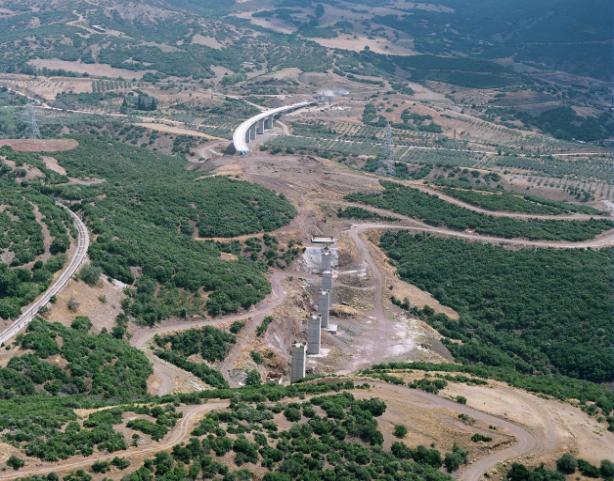 , Θόλοσ ΑΕ: 32,4 εκ.