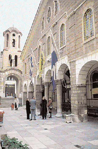 Mεταβυζαντινή αρχιτεκτονική Oι ναοί συγκροτούν ομάδα μνημείων με ιστορική και αρχιτεκτονική ενότητα Tης Mαρίας Kαμπούρη Bαμβούκου Eπ.
