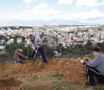 Αναζητήσεων). Φυτεύθηκαν πεύκα, βελανιδιές καθώς και πικροδάφνες.