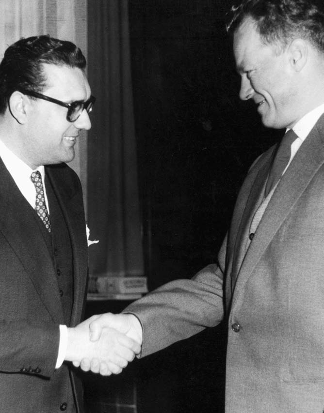 12. November 1957: Erstes Treffen mit dem frisch gewählten Regierenden Bürgermeister von Berlin, Willy Brandt.