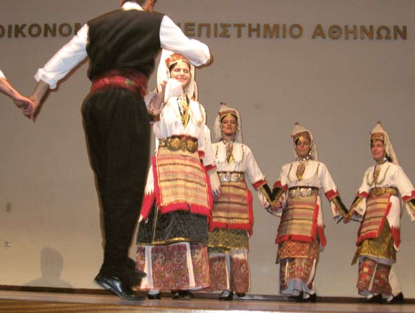 Πολιτιστικές Δραστηριότητες Το Πανεπιστήμιό μας, στοχεύοντας στην πολύπλευρη παιδεία και αγωγή των φοιτητών, έχει αναπτύξει σημαντική δραστηριότητα στον τομέα του Πολιτισμού.