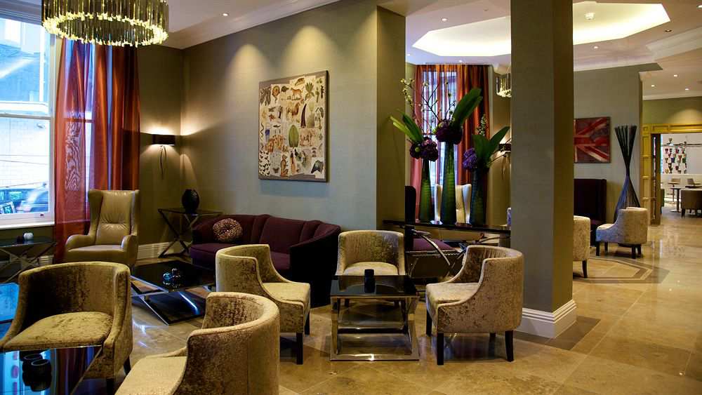 uk Το Xenia είναι ένα boutique ξενοδοχείο 15 λεπτά µε τη δηµόσια συγκοινωνία από το κέντρο του Λονδίνου, προσφέροντας 24ωρη ρεσεψιόν, δωρεάν Wi-Fi, 2 µπαρ και ιταλική κουζίνα.