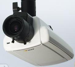 IP Camera Axis P1343 IP κάμερα AXIS P1343 Όπως η Axis Μ1011, αλλά με τα εξής επιπλέον χαρακτηριστικά: 1) Υψηλότερη ανάλυση SVGA 800 x 600 2) Λειτουργία λήψης ημέρας και νύχτας με αυτόματο φίλτρο