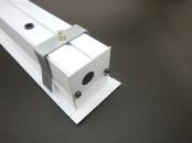 Model: BOX RB1 (χωνευτό) Χρώμα: Λευκό και σε 20 διαφορετικούς Διαστάσεις: 25cm 50cm 75cm 100cm Εξαρτήματα: τερματική τάπα, σύνδεσμος, στήριγμα οροφής, στήριγμα ανάρτησης, σετ επίτοιχο ρυθμιζόμενο