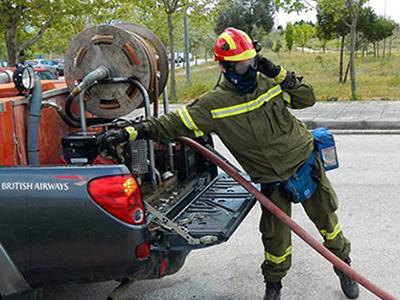 Παρ' ότι η εκπαίδευση αυτή ολοκληρώθηκε με γραπτές και προφορικές εξετάσεις στην Πυροσβεστική Ακαδημία στις 14 Ιουνίου 2014, κανένας από τους εθελοντές που συμμετείχαν δεν έχει λάβει σχετική βεβαίωση