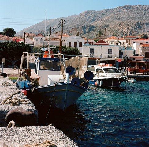 Χάλκη Η Χάλκη είναι ένα μικρό νησί με ιδιαίτερα χαρακτηριστικό ύφος.