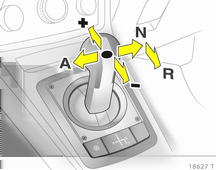 148 Οδήγηση και χρήση Ημιαυτόματο κιβώτιο ταχυτήτων Το κιβώτιο ταχυτήτων Easytronic επιτρέπει τη χειροκίνητη (χειροκίνητη λειτουργία) ή την αυτόματη αλλαγή σχέσεων (αυτόματη λειτουργία) - και στις