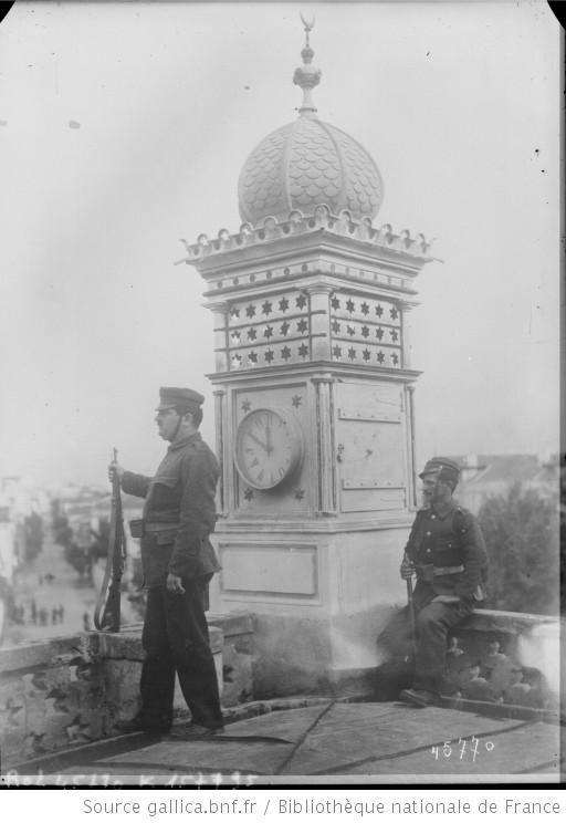 1. Το μνημείο μελέτης: Γενί Τζαμί τμήμα τους σιδερένιο σύμφωνα με τις επιταγές του Art Nouveau.