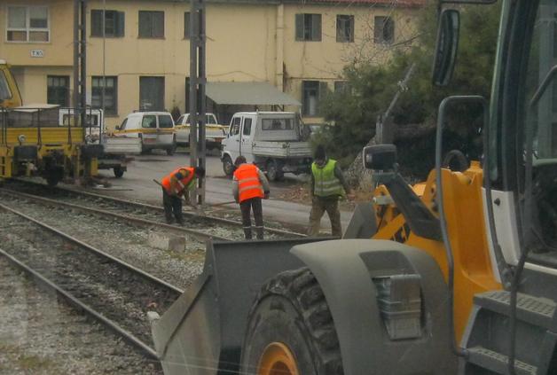 Ο εξοπλισμός αποτελείται από μηχανήματα που λειτουργούν ώστε να διευκολύνεται