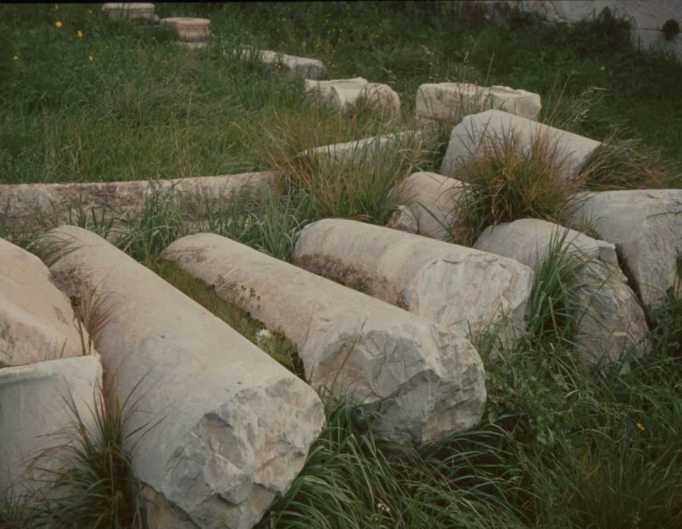 Μάρμαρο Υμηττού Χρησιμοποιήθηκε: (από την αρχαιότητα έως και πολύ πρόσφατα) Ως διακοσμητικό υλικό κυρίως στη Ρωμαϊκή
