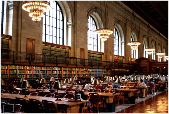 10)Η Δημόσια Βιβλιοθήκη της Νέας Υόρκης Η Δημόσια Βιβλιοθήκη της Νέα Υόρκης είναι η τρίτη μεγαλύτερη δημόσια βιβλιοθήκη στη Βόρεια Αμερική και μία από τις πιο σημαντικές ερευνητικές βιβλιοθήκες των