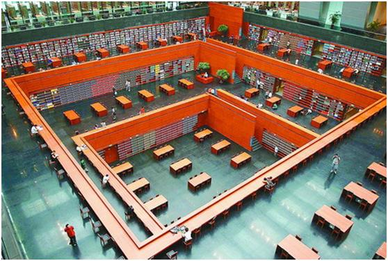 2)Η Εθνική Βιβλιοθήκη Της Κίνας Η Εθνική Βιβλιοθήκη της Κίνας βρίσκεται στο δυτικό μέρος του Πεκίνου. Ο προκάτοχός του ήταν η Βιβλιοθήκη Capital η οποία ιδρύθηκε το 1909.