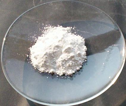 Οξείδιο του Ψευδαργύρου- ZnO Είναι σταθεροποιητής ακτινοβολίας. Βρίσκεται σε μορφή άσπρης ή κιτρινωπής σκόνης (Εικόνα 5.